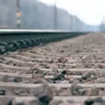 У Київській області сталася надзвичайна ситуація. Чути вибухи, пошкоджено залізницю