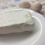 Що станеться, якщо є сир на сніданок щодня