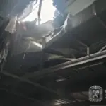 Ворожий БПЛА врізався у дах меблевого магазину в Харкові, є…