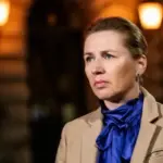 На Данію нападає боягузливий ворог, який не сміє себе показати…