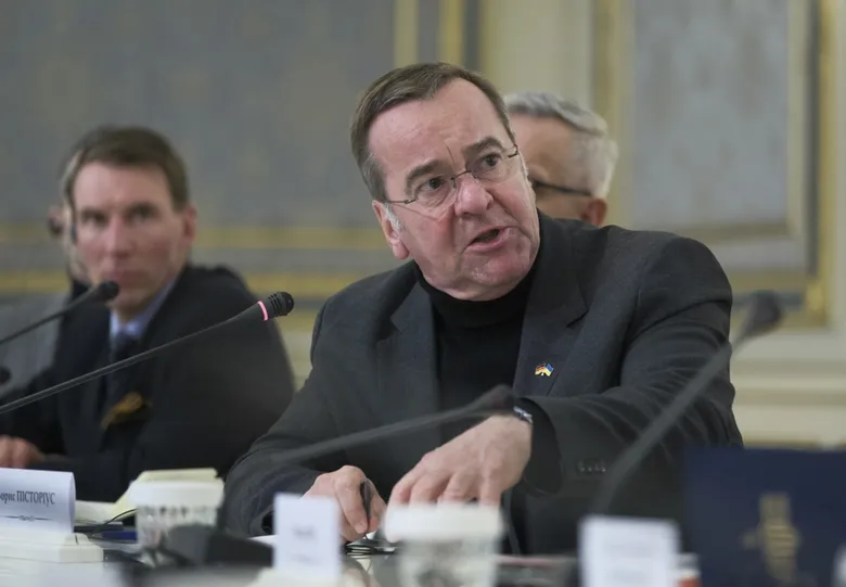 Безпілотники над Німеччиною поки не становили конкретної загрози – міністр оборони