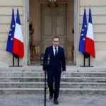 Макрон повторно призначив Ле Корнеля прем'єр-міністром, який пішов у відставку…