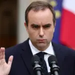 Макрон дав завдання прем'єр-міністру Ле Корнелю, який пішов у відставку