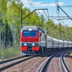 У Ленінградській області підірвали колію, потяг з військовим вантажем зійшов…