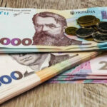 Українцям можуть обмежити зарплати: кого це торкнеться?