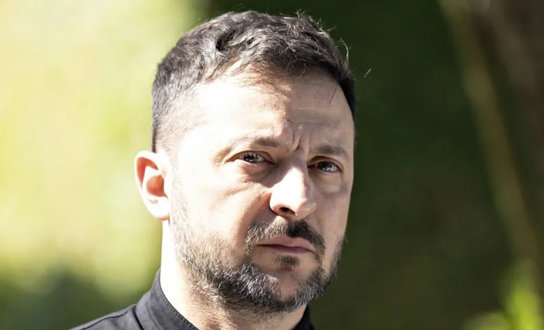 Завдяки українським далекобійним ударам Росія стала закуповувати бензин за кордоном – Зеленський