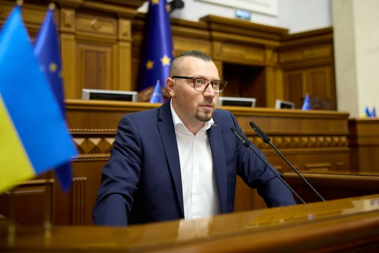 Зеленський не може сам створити військову адміністрацію в Одесі: потрібне прохання ОВА – нардеп