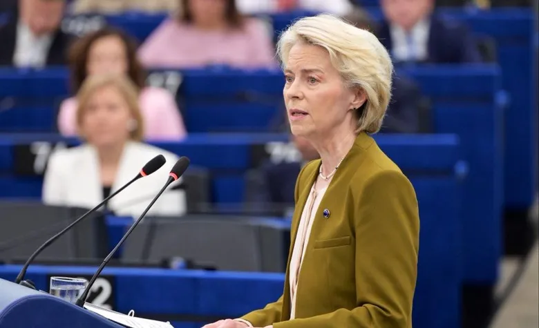 Урсула фон дер Ляєн пережила два вотуми недовіри – Європарламенту не вистачило голосів
