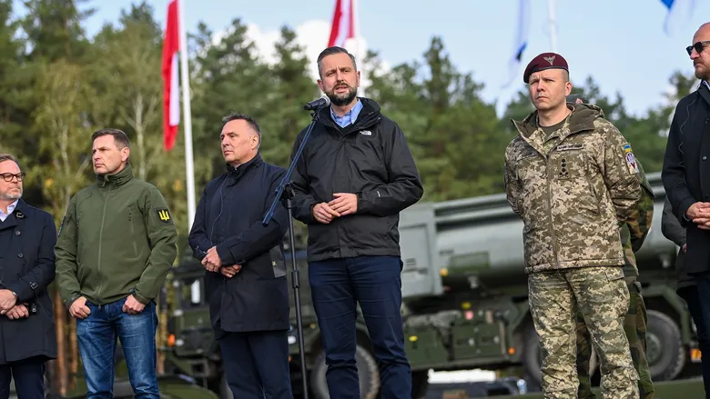 У Польщі з'явився найбільший навчальний центр ЗСУ