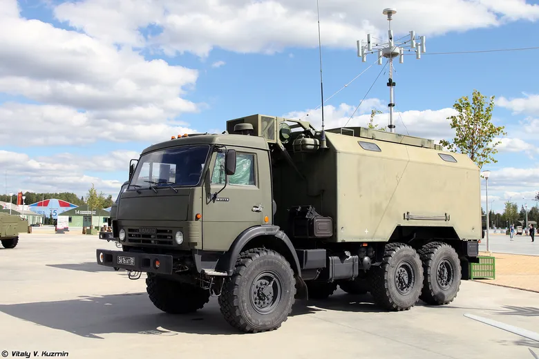 Українські дрони знищили рідкісну російську станцію РЕБ 