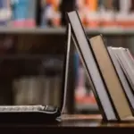 «Студентський пакет»: з 1 жовтня кошти можна витрачати на книги