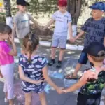 Партія Путіна везе українських дітей з ТОТ Херсонської області до…