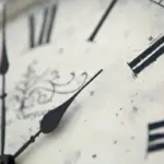 Перехід на «зимовий час»: коли переводити годинники в Україні та…