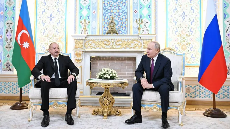 Путін вперше визнав, що авіакатастрофа літака AZAL сталась через ракети РФ, але звинуватив Україну