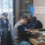 НАБУ: Співробітника Генеральної прокуратури викрили на отриманні хабара у розмірі…