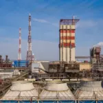 Росіяни повідомляють про вибухи на хімічному заводі на Уралі, за…