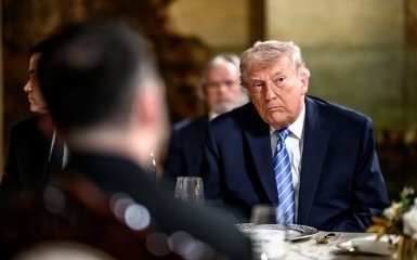 Оборонні запевнення Україні. Несподіваний крок Трампа.