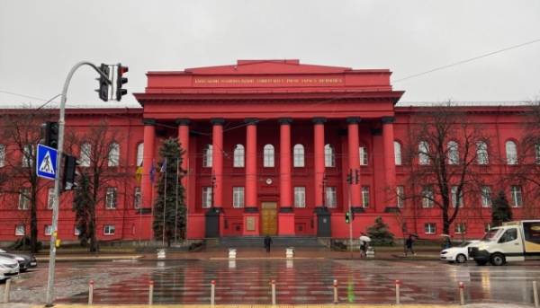 МОН назвало заклади вищої освіти з набором на підготовчі курси.