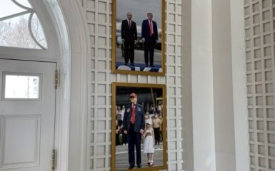 У Білому домі виставили фотографію Трампа та Путіна.