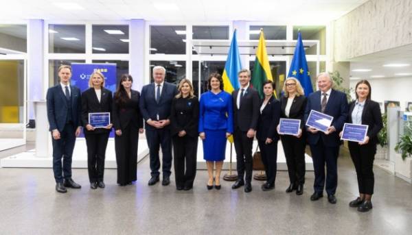 Найкращі виші Литви долучилися до світової спілки з українознавства – Зеленська