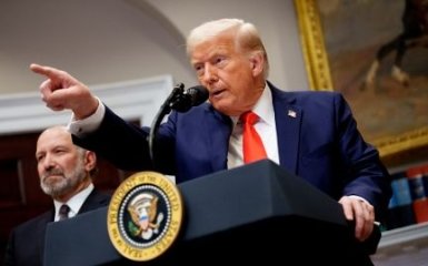 Трамп застерігає про нові збори для країн, що не згодні з “гренландським&hellip;