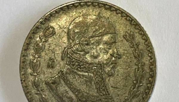 Намагалися вивезти з України півтора десятка давніх монет.