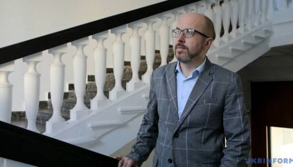 Офіс Президента в Криму заохочує караїмську та кримчацьку громади формувати свої представництва