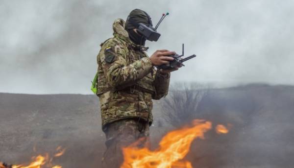 На Харківщині: воїн РФ здався в полон прикордонникам завдяки дрону.