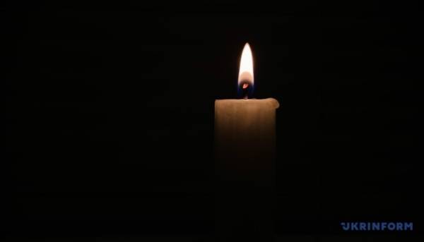 На Яготинщині вогнеборець поліг під час гасіння великої пожежі, спричиненої російською атакою.