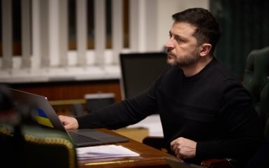 Президент прокоментував зауваження Головкома та розповів про можливість його відставки.