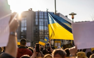 Більшість німців за більш активну підтримку України.