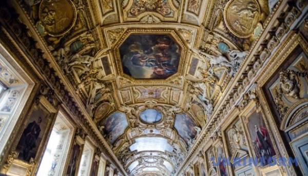 Афера з квитками до Лувру на €10 мільйонів:…