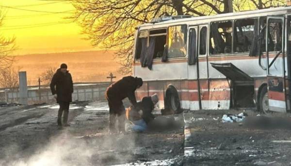 Російський обстріл автобуса на Дніпропетровщині: вже 16 травмованих