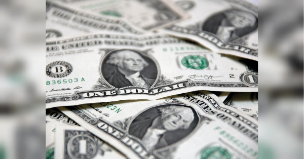 Доларовий курс у середині лютого: прогноз.