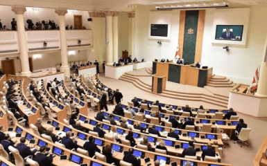 Грузія зухвало звинуватила ЄС у візовому тиску.