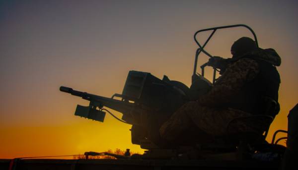 Протиповітряна оборона нейтралізувала 33 ракети та 274 безпілотники, застосовані росіянами для вечірньої…