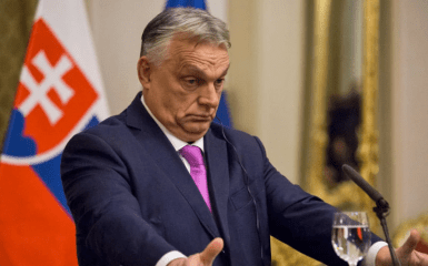 Орбан зухвало обвинуватив ЄС і НАТО у готуванні Європи до “масштабної війни”