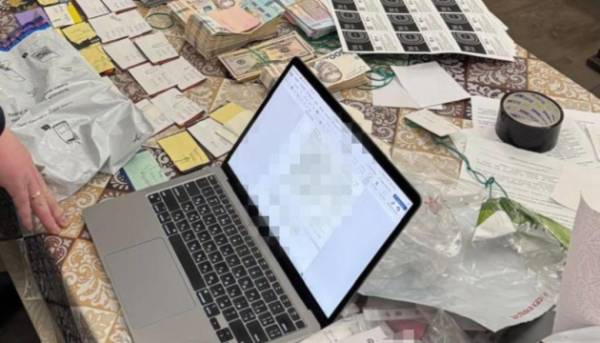 Служителі закону розкрили «махінацію» з пальним на ₴218 мільйонів