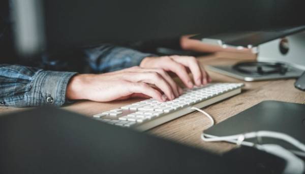 Українців застерігають щодо хакерського розсилання нібито від державних установ.