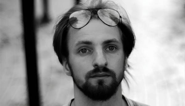 Фотограф і кінооператор Вадим Тихоновський поліг у бою.