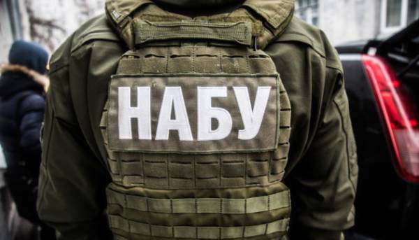 НАБУ повідомляє про необґрунтоване затримання працівника на посту поблизу Сум.