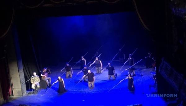 У Чернівцях стартує показ вистави «Енеїда» у рамках туру Театру ветеранів