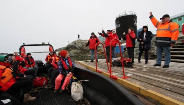 На “Вернадському” завершили ротацію зимувальників.