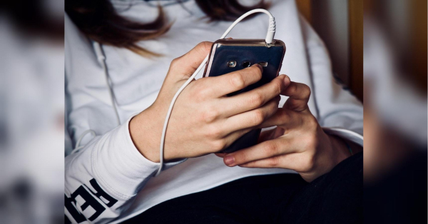 Тарифи на мобільний ростуть: Vodafone збільшив ціни на 16 планів.