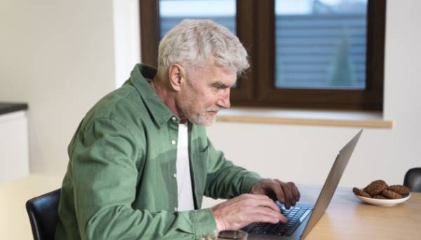 Пенсійний фонд: не забудьте про ідентифікацію до 1 квітня!