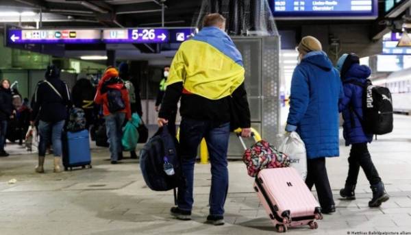 ЄС обговорює майбутнє статусу тимчасового притулку для українців.