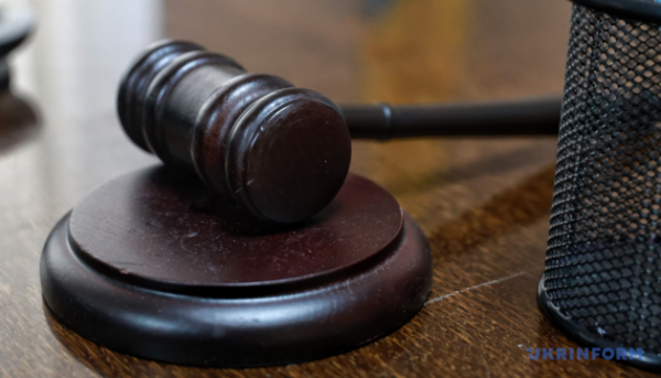 В РФ п’ятьом українським бранцям присудили від 15 до 18 років ув’язнення за “напад” на Курщину.