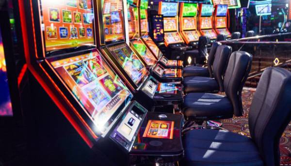 Міноборони повідомило про плани обмеження військовим доступу до казино.