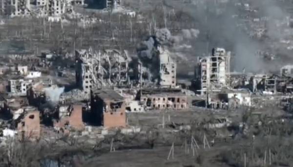 Українські військові заперечують наступ росіян у Вовчанську й Синьківці.