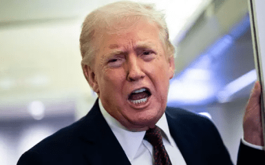 Президентський рейтинг Трампа обвалився до небачених позначок